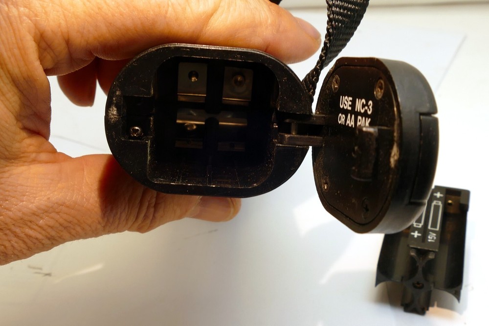 Vivitar Quick Release Pistol Grip missing cable