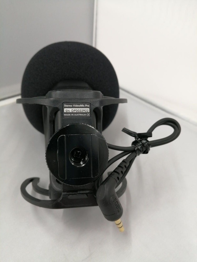 RODE Condenser Microphone STREO VIDEOMIC PRO Used