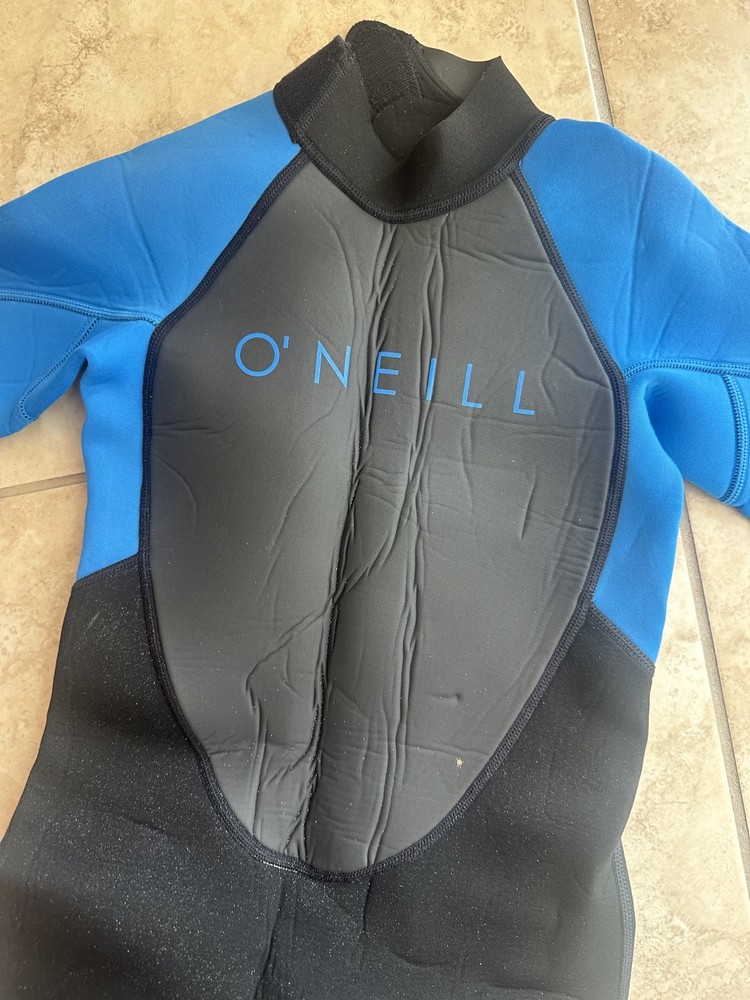 O'Neill Kid's Wetsuit - Size 8