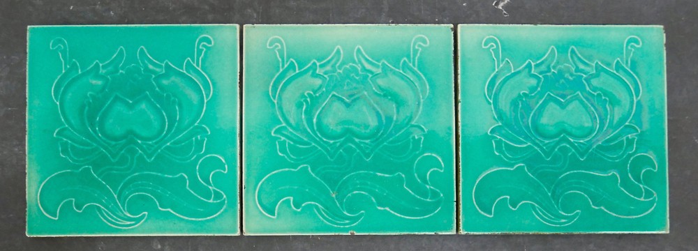 Art Nouveau Design Vintage Tile