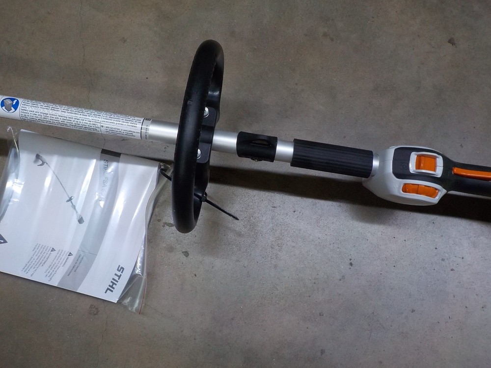 Stihl FSA 90 R Battery Powered String Trimmer 15" 36V "Bare Tool"
