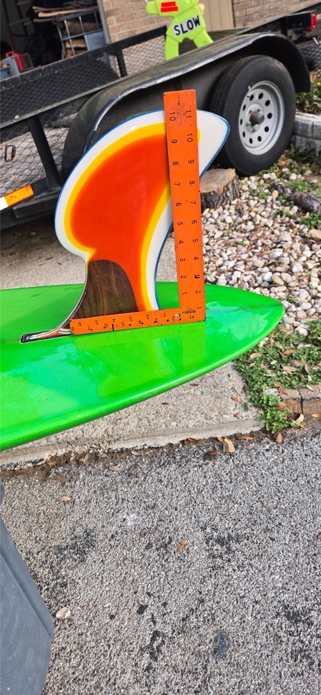 surfboard fin