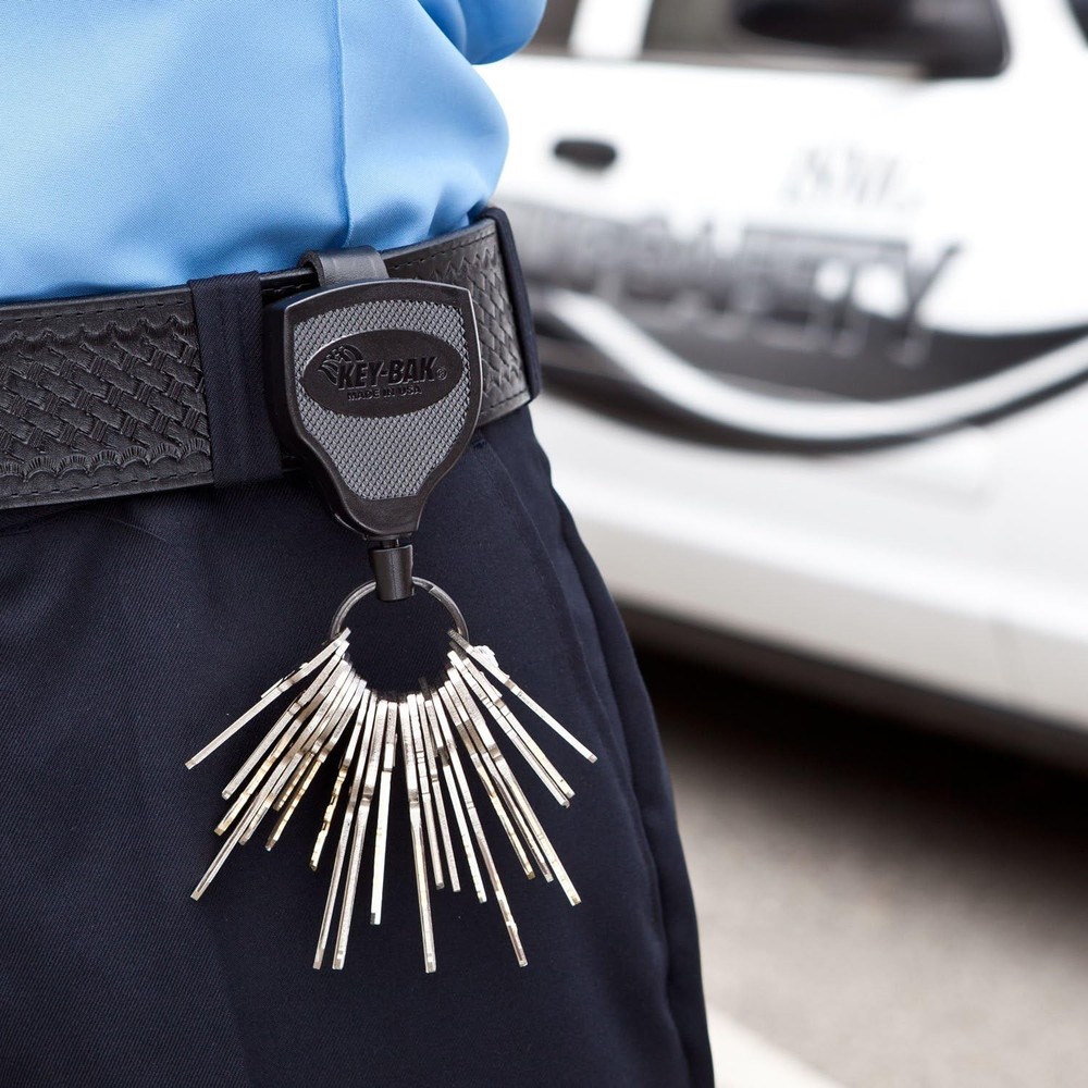 SUPER48 Locking Retractable Keychain, Durable Polycarbonate Case, Leather Bel...