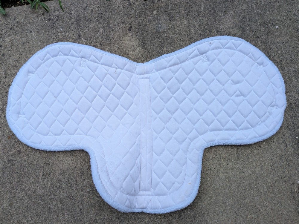 Letitia coolmax Saddle Pad Size 16-16.5