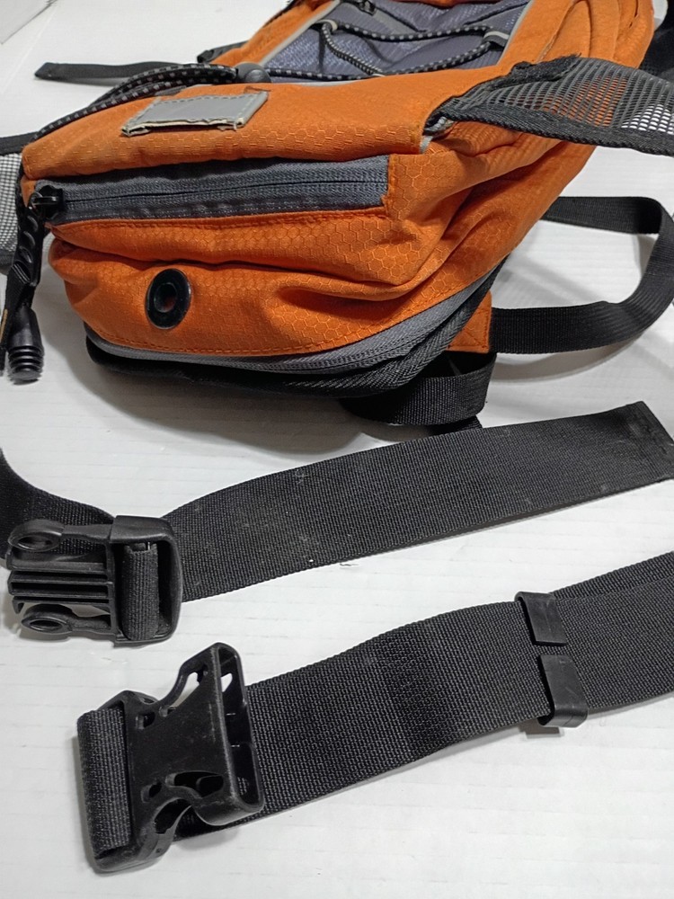 High Sierra Backpack Hydration Pack Airflow Cooled Orange camping hiking