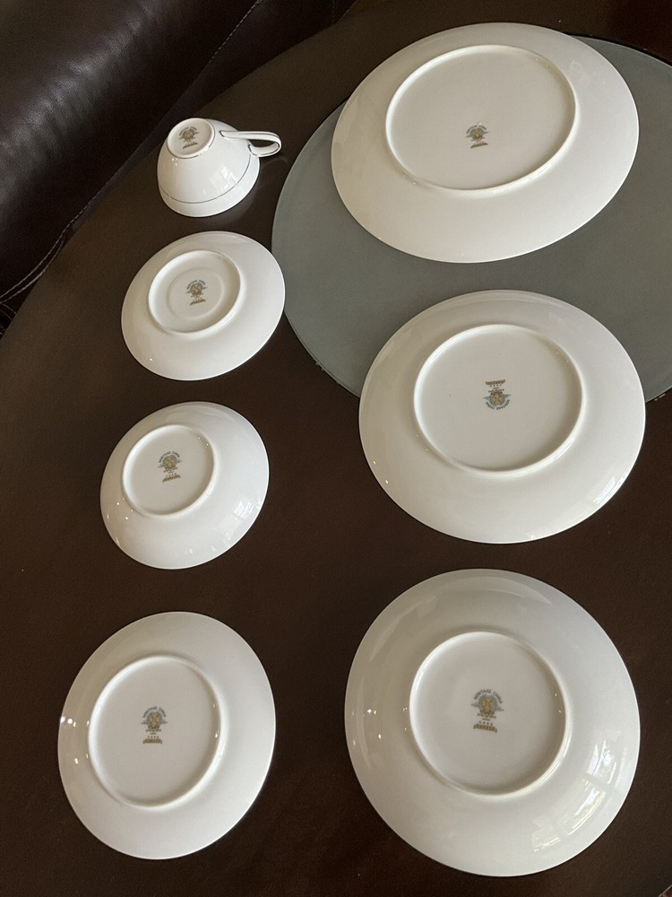 Noritake China Demask 5698 Japan SEVEN PIECE Place Setting EUC