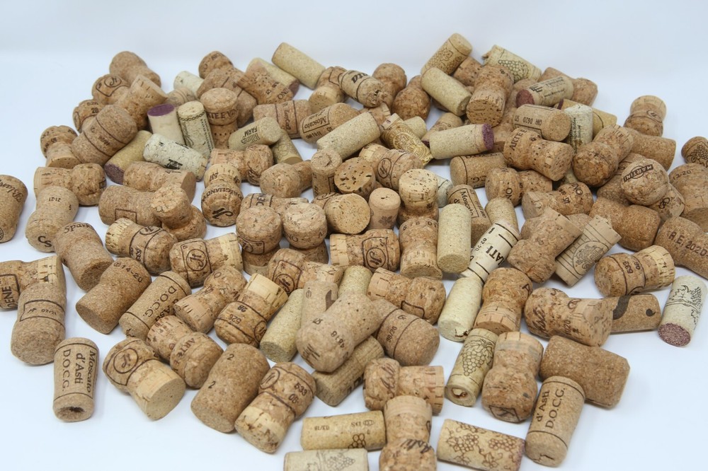 Wine Corks Non-synthetic 133 pc Champagne Mostly