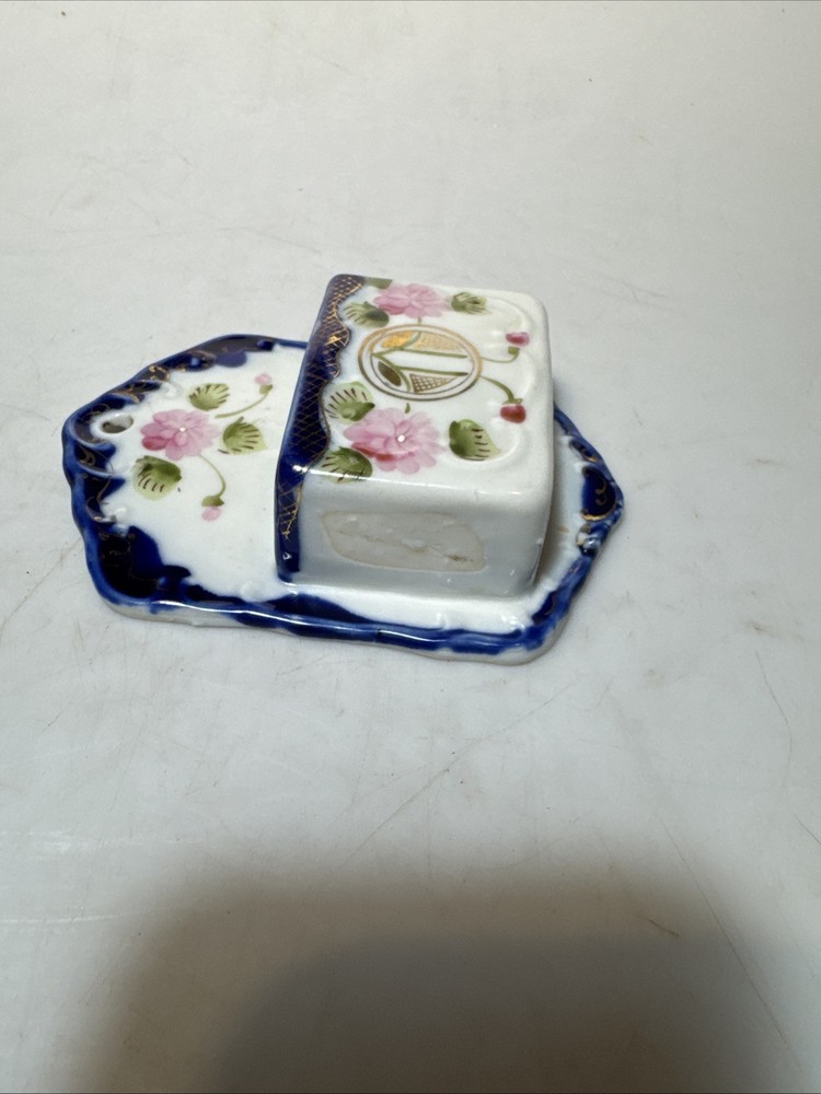 ANTIQUE NIPPON FLOW BLUE MATCH HOLDER & STRIKER WALL POCKET