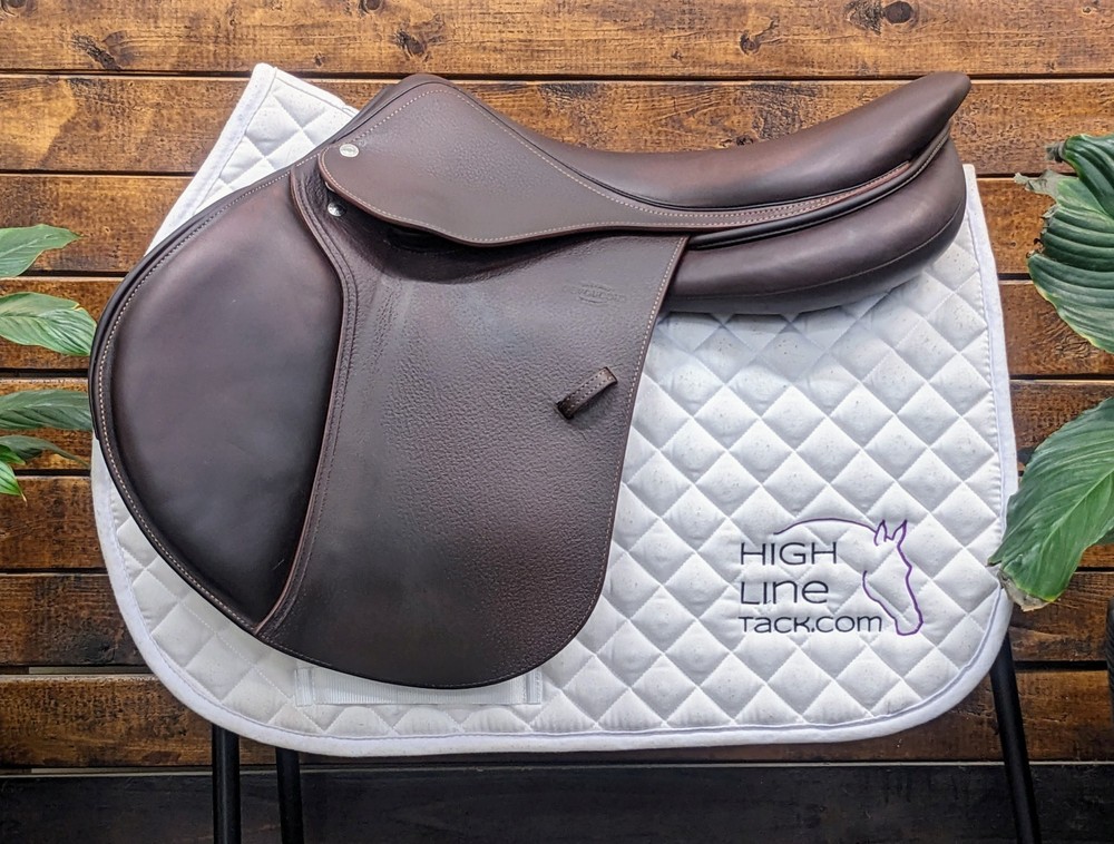 18" Devoucoux Biarritz S 2AA (2022) *Extra Forward Flaps*