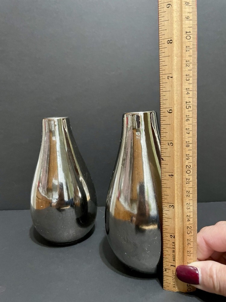 SILVER TEAR DROP SHAPED VASES
