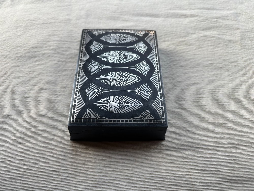 ANTIQUE INDIAN BIDRI WARE SILVER INLAY BOX