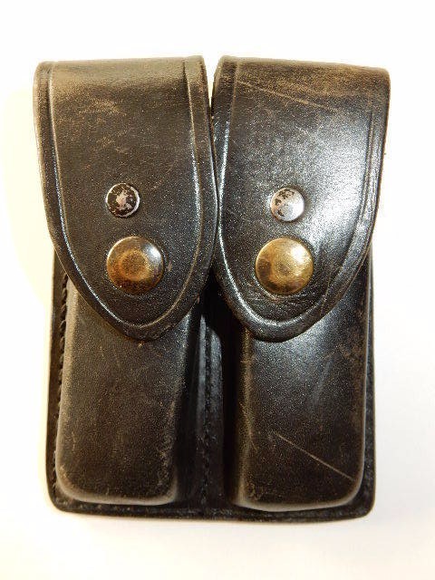 De Santis U41 G6 Leather Double Magazine Holder