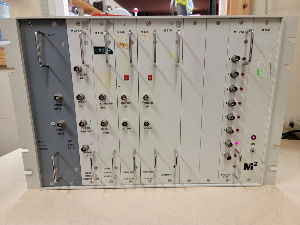Modular Instruments Mi2 Amplifier Mainframe M100 with Modules