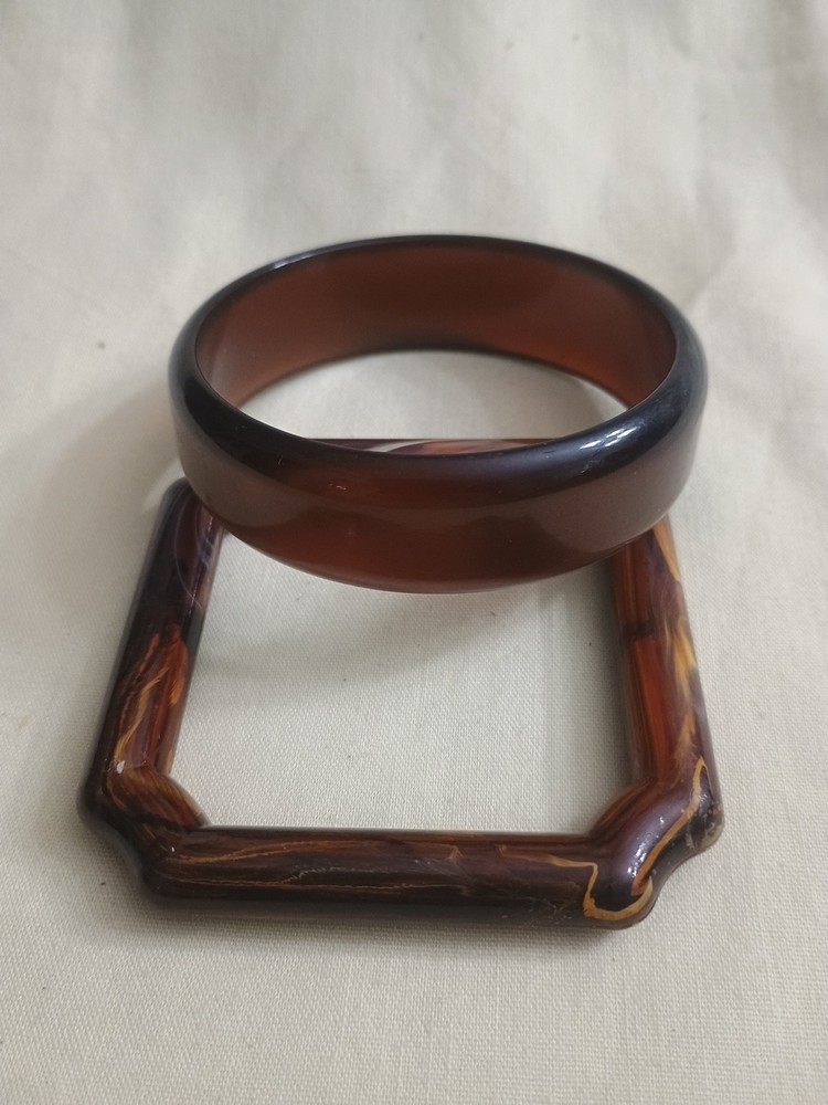 2 Brown Plastic Bangle Bracelets 1 Square/1 Round