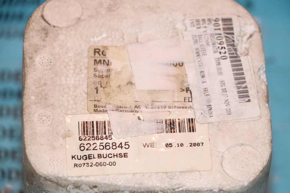 Bosch Rexroth R073206000 Linear Bushing Bearing New