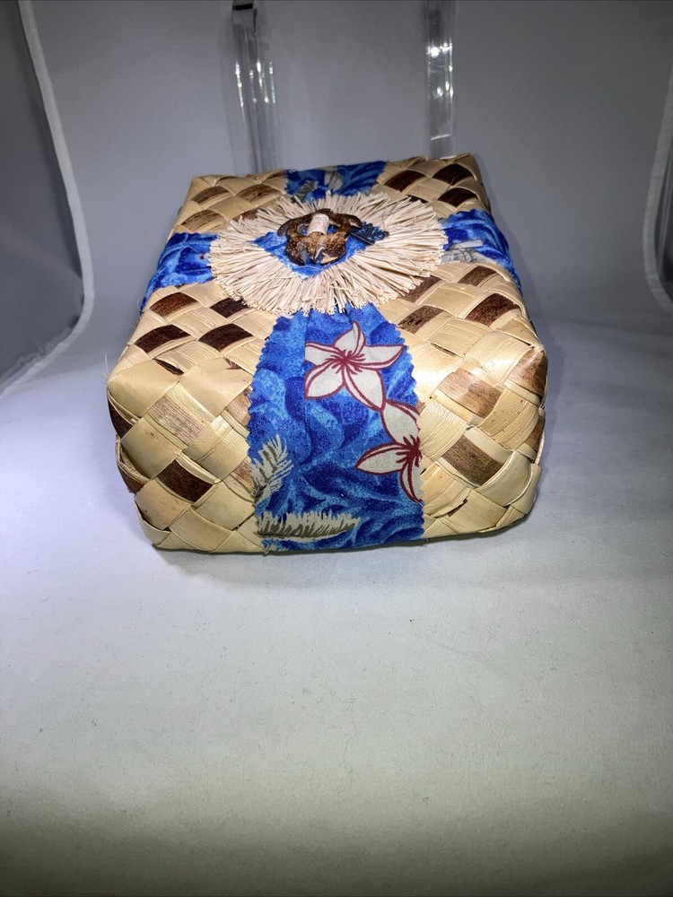 Decorative Basket Rectangular Lidded Rafia & Wood Hawaiian Floral/turtle