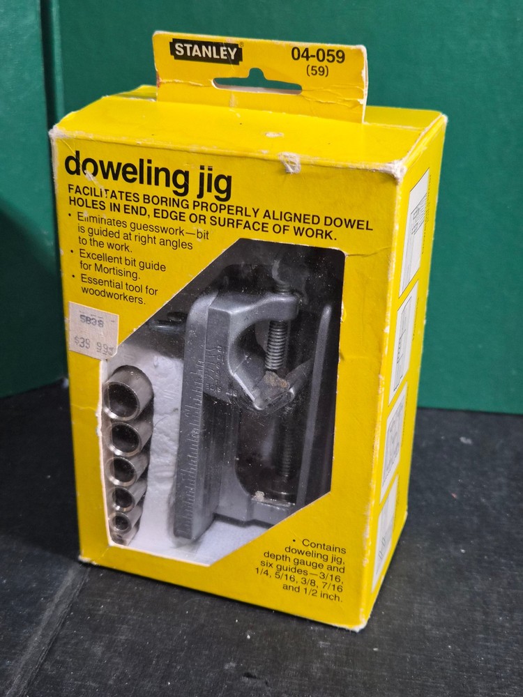 Stanley Doweling Jig 59 04-059 with box