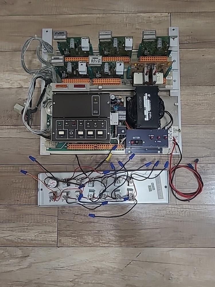 FIRE ALARM CONTROL[ AUTH ELECTRICAL COMPANY MODEL AFC-20.