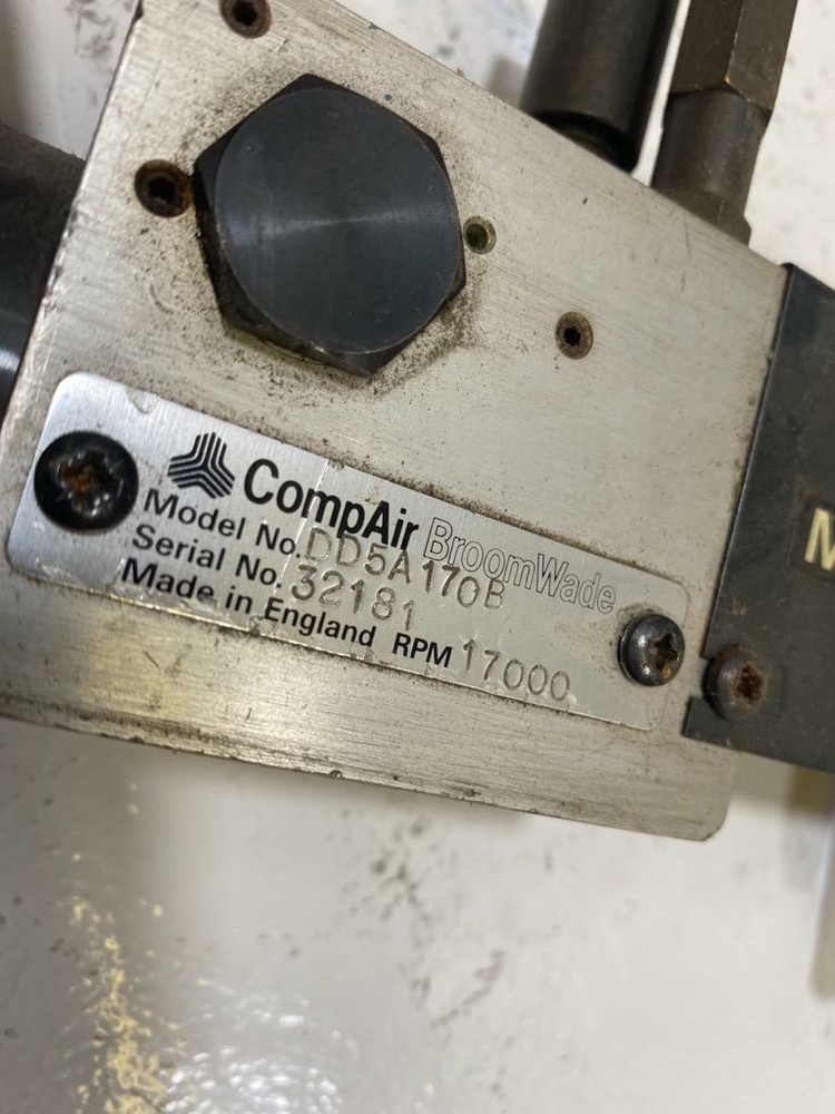 CompAir DD5A170B Broomatic Mark III