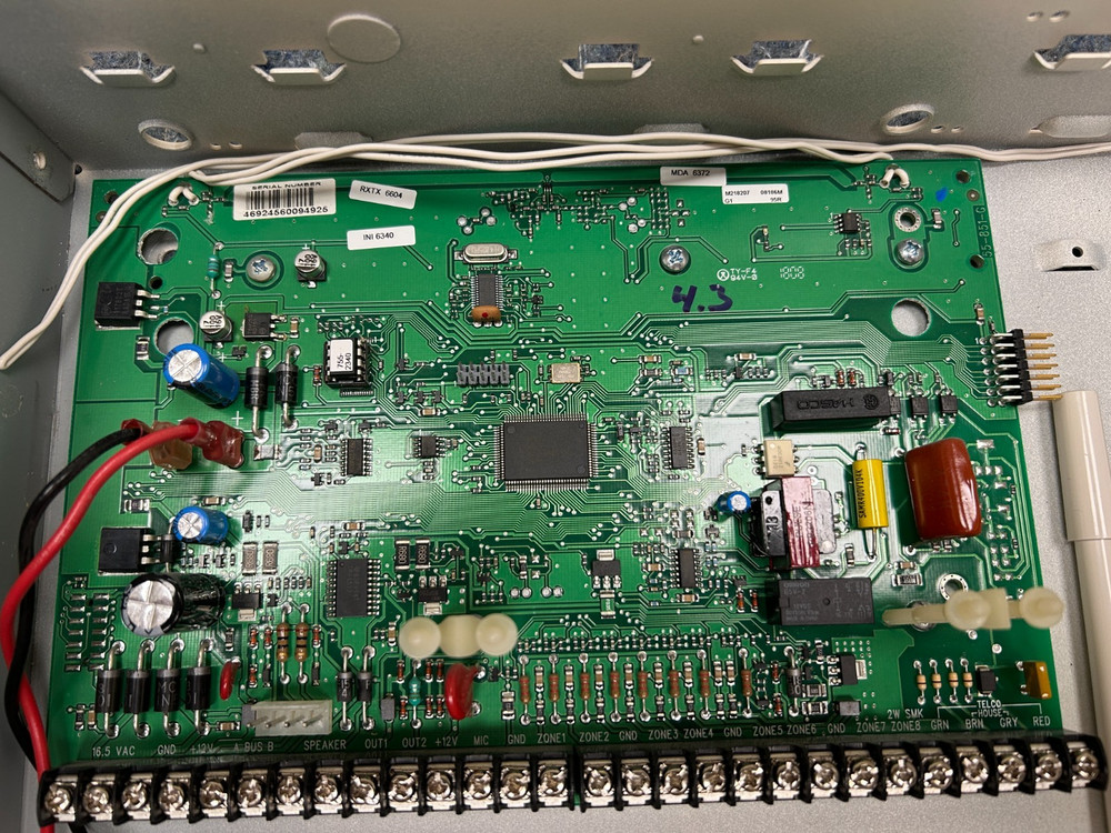 GE Concord 4 Security Panel (600-1021-95R)