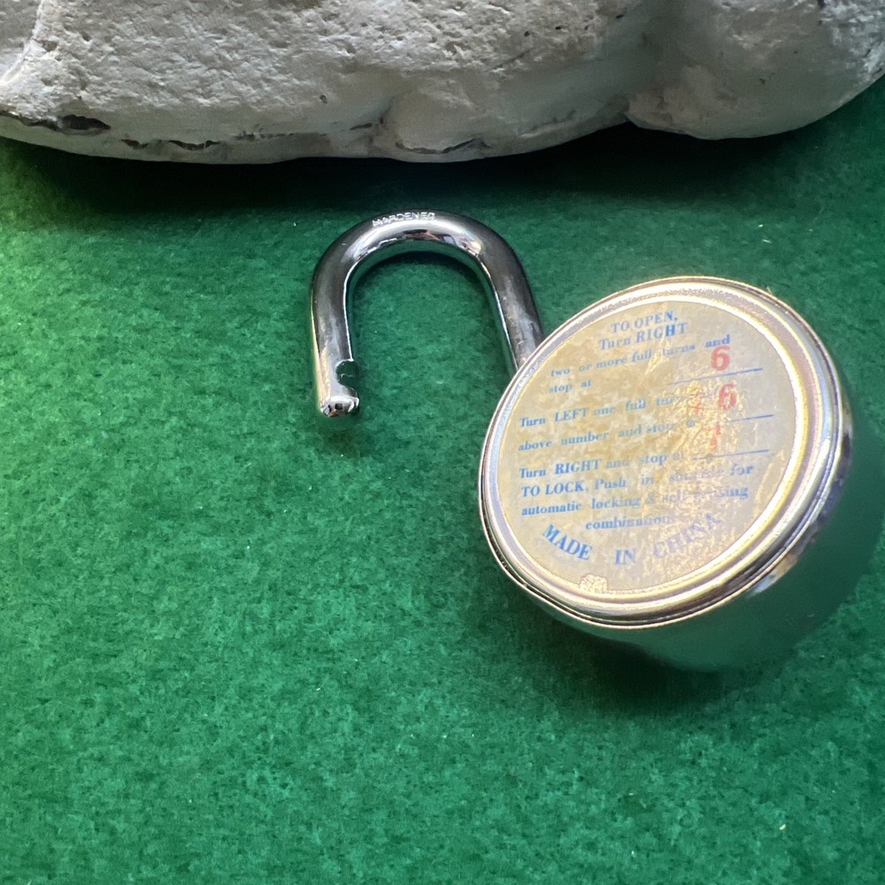 Master Lock 1525 Combination Padlocks