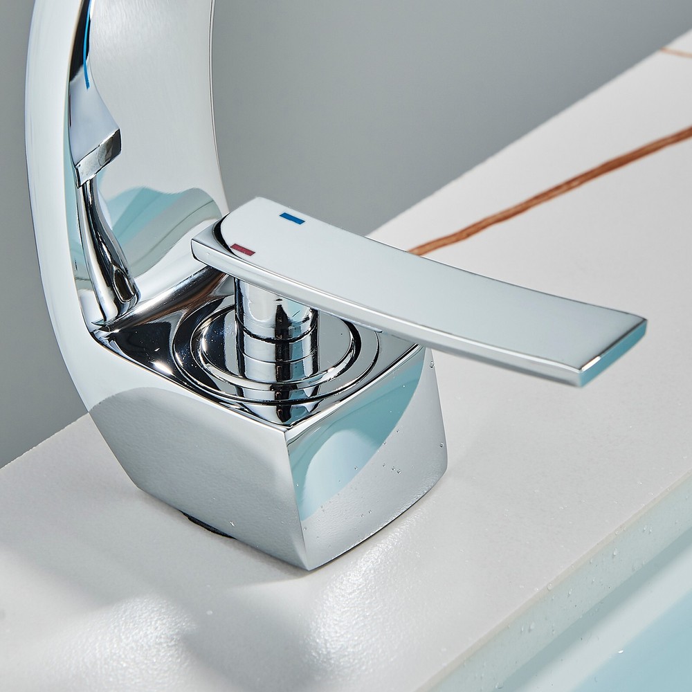 Chrome Bathroom Sink Faucet Single Handle vanity Basin Faucet Deck Mounted