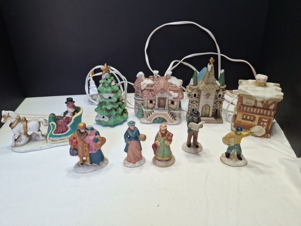 Dickens Victorian Collection - 6 Piece Lot