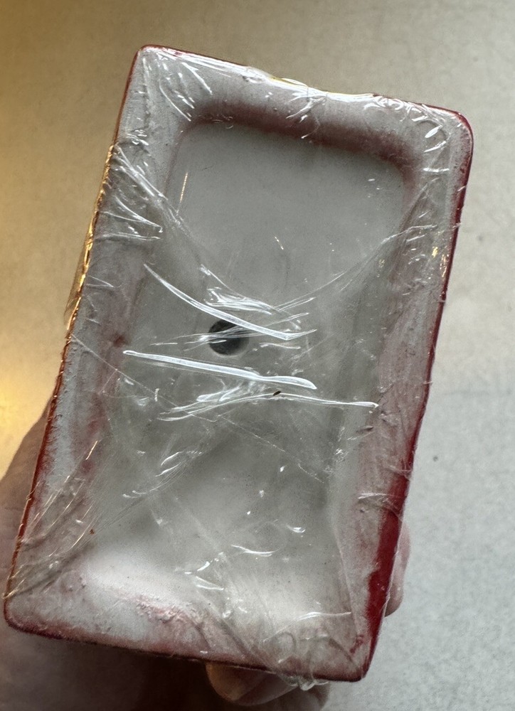 Red Barn Toothpick Holder ~Very Cute~