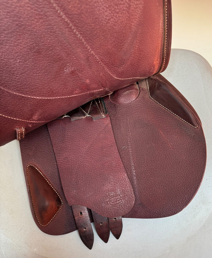 18" Devoucoux Biarritz O Saddle - 2023 - 2A - Full Buffalo - MINT!