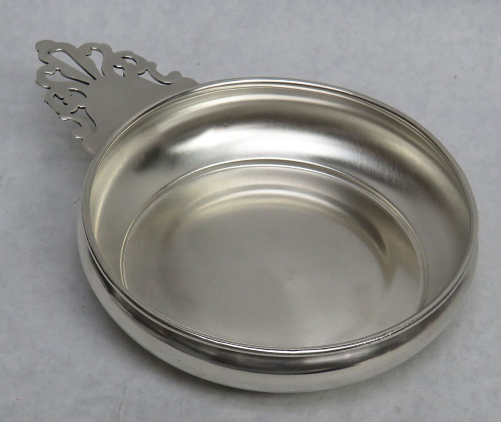 REED & BARTON STERLING SILVER CHILD POURINGER #H67