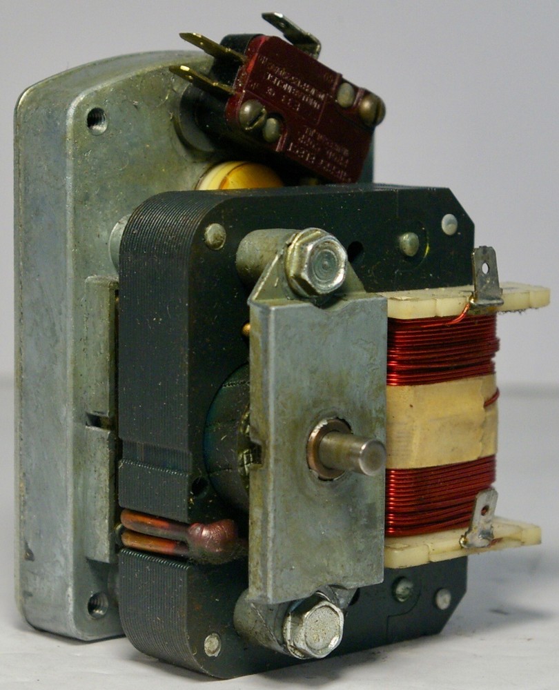 AUTOMATIC PRODUCTS 425, 430, 435 SNACK MACHINE MOTOR