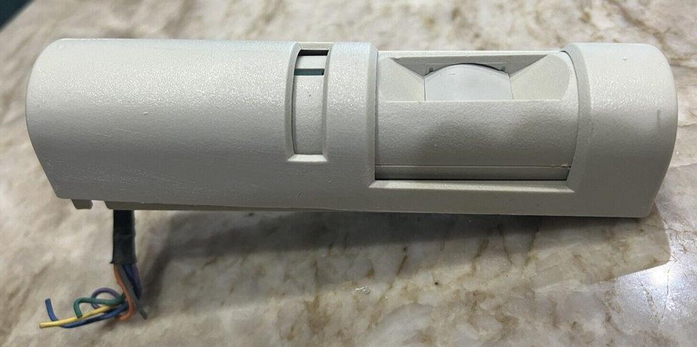 Bosch DS150i Request to Exit PIR Motion Detector - White A-8