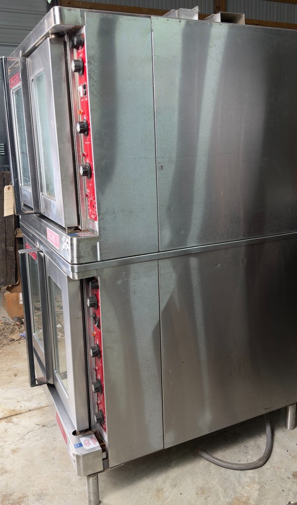 Blodgett Mark V Double Stack Full Size Electric Convection Oven 3-phase