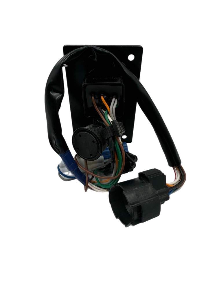 Suzuki Outboard Single Ignition Key Switch Panel 37100-96J27 #2