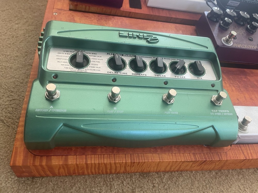 Line 6 DL4 Delay Modeler