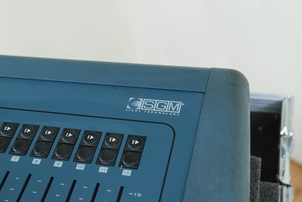 SGM REGIA 2048 Pro Lighting Console