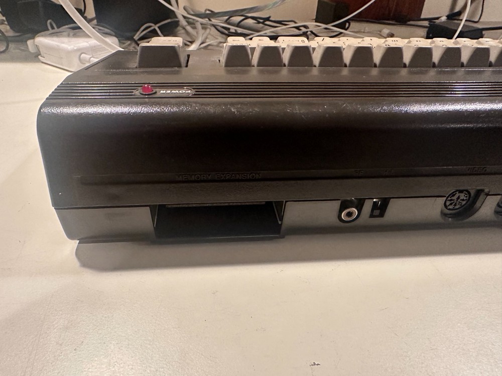 Commodore 16 Vintage Computer C16 Powers on No Video READ