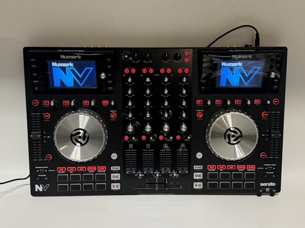 Numark NV 4-Channel Dual-Display Serato DJ Controller - Tested / Working