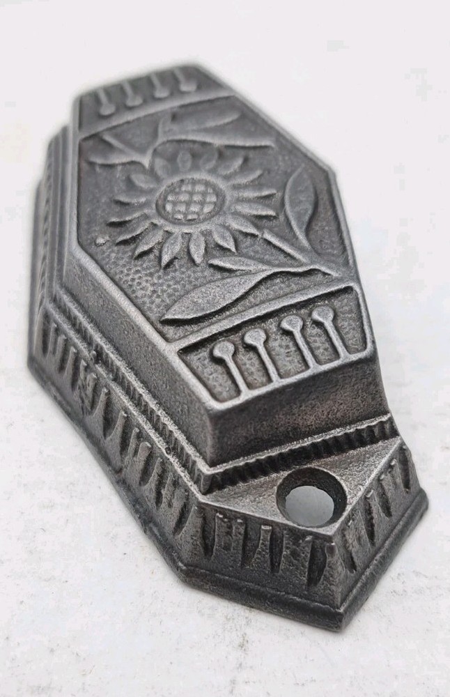 Antique Bin Pull Sunflower Drawer Cabinet Pull Old Vintage Iron Handle Hardware