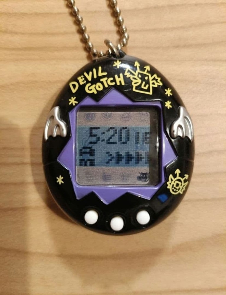 Bandai Deviltchi Devilgotchi Devil Tamagotchi Virtual Pet Black 1998 TMGC