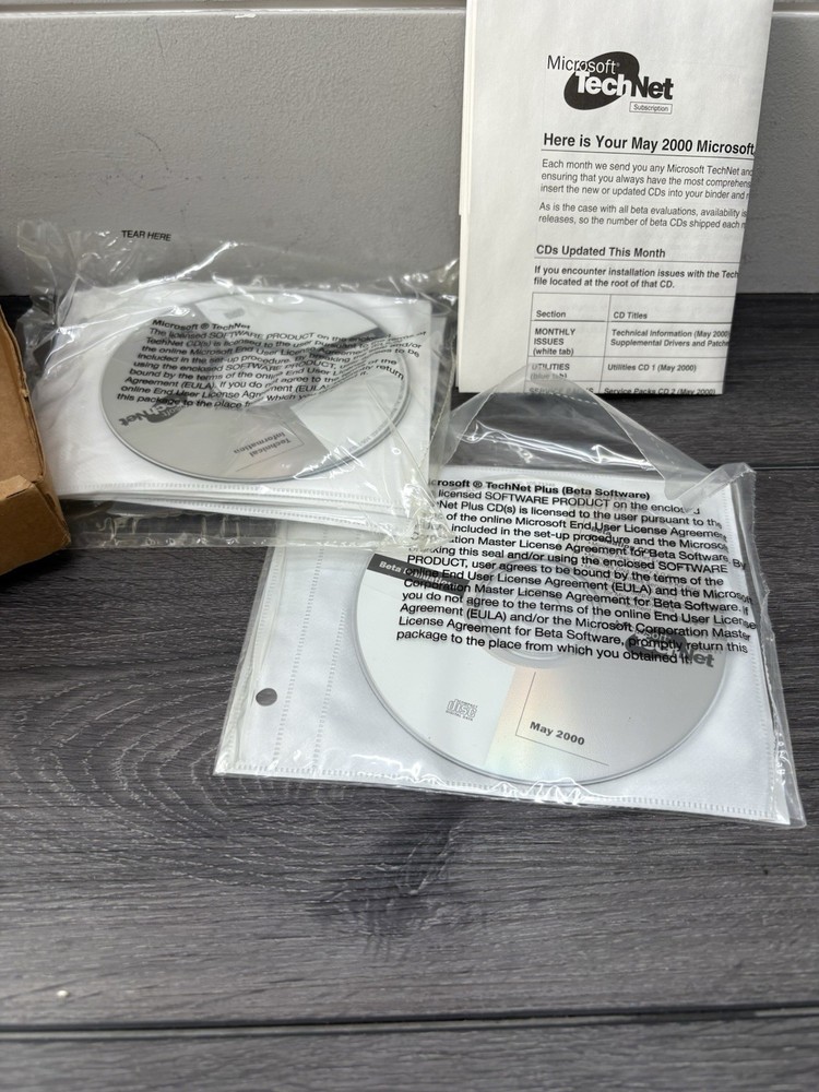 5 Sets Microsoft TechNet CDs 99-2000