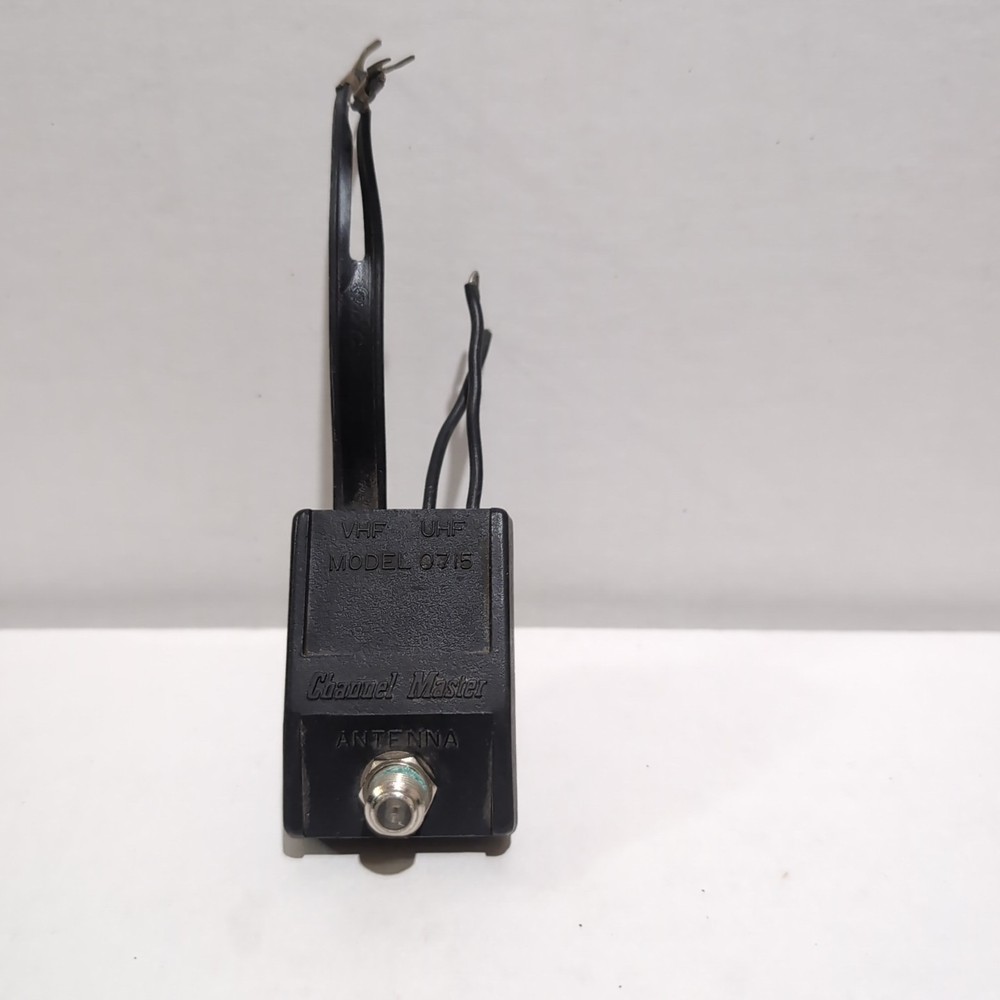 Channel Master Model 0715 VHF UHF