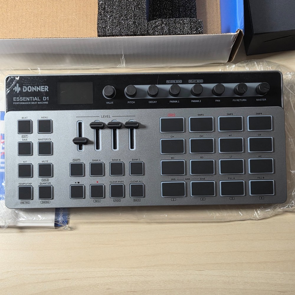 Donner Essential D1 Drum Machine Beat Sequencer COMPLETE