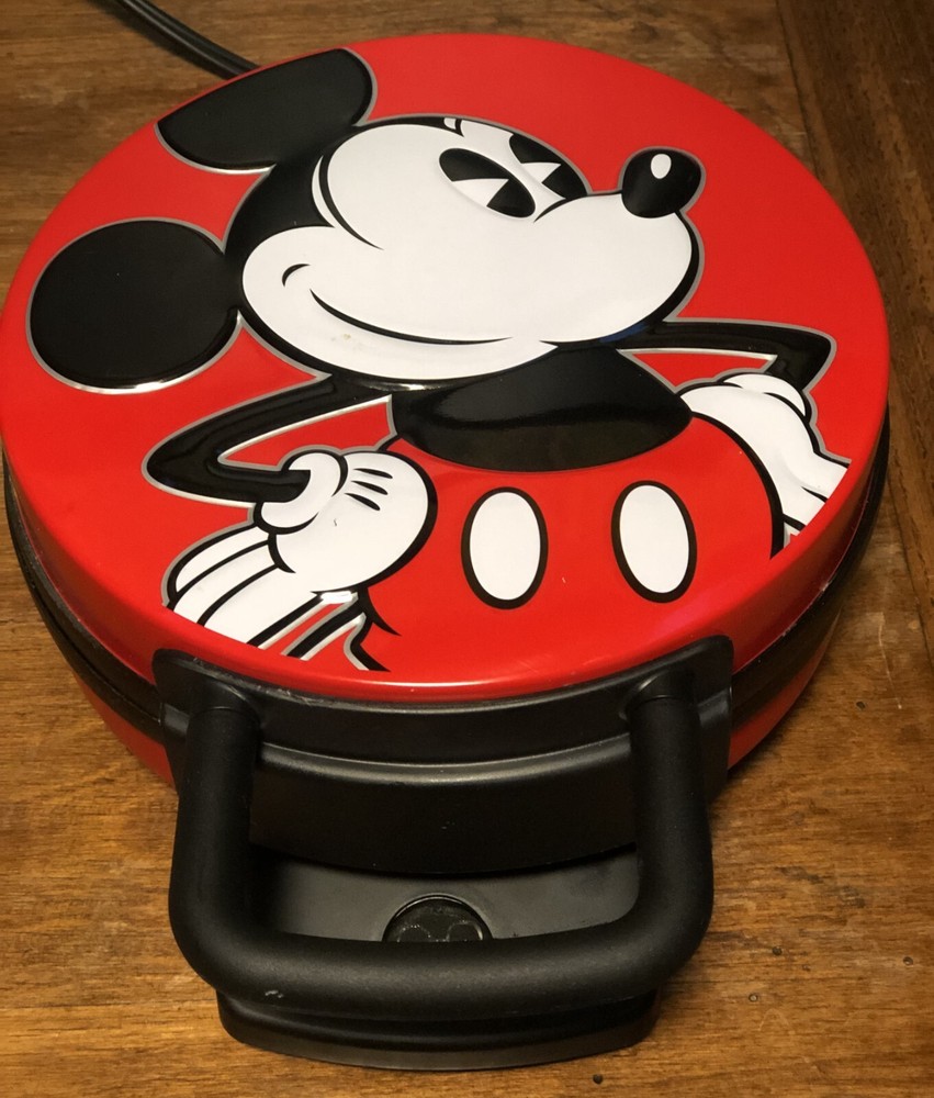 Red Disney Intertec DCM-12 Mickey Mouse Electric Non-Stick Waffle Maker
