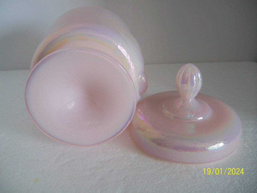 Fenton 1990 "Chessie Cat" Candy Jar