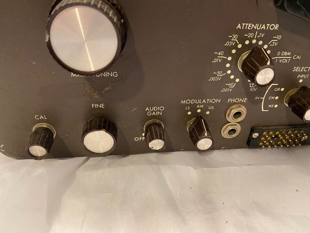 Philco Sierra Electronics Frequency Selective Voltmeter Model 127C Vintage Meter