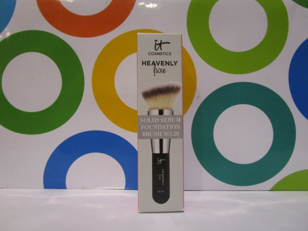 IT COSMETICS ~ HEAVENLY LUXE SOLID SERUM FOUNDATION BRUSH No 29