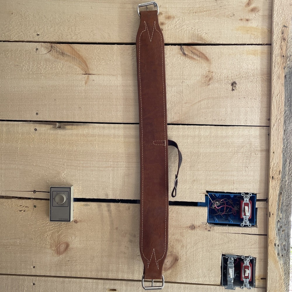 Leather Back Cinch