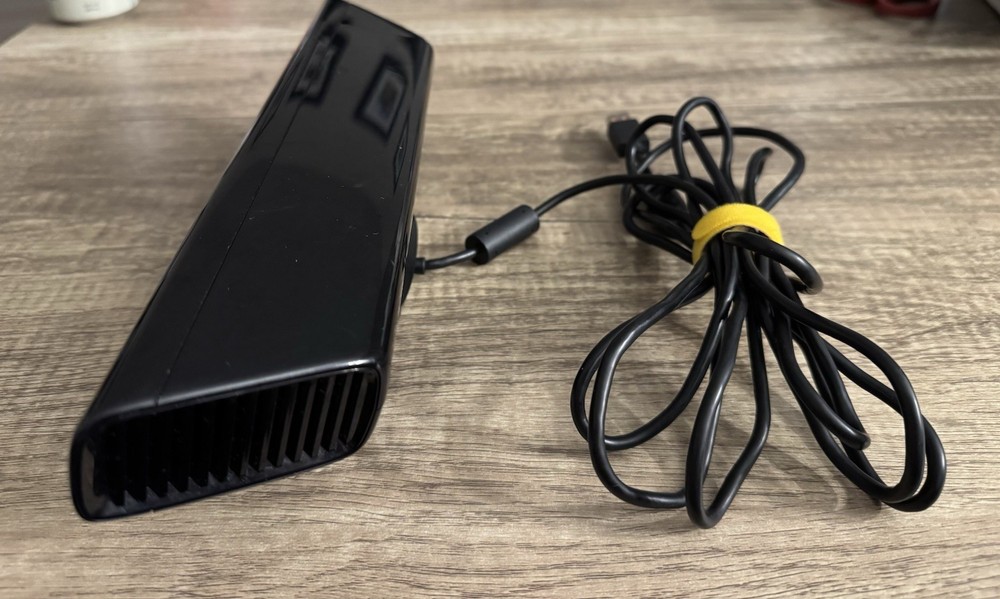 OEM Microsoft Xbox 360 Kinect Sensor Model 1414 – Tested & Working