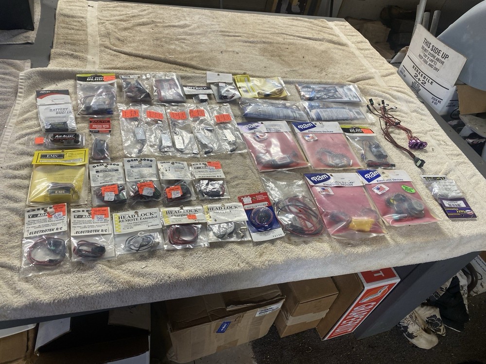 RAM, Tactic, Hitek, Sullivan, Castle - Electronic Components Volt Regulators Etc